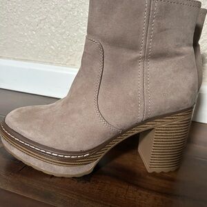 Sun & Stone Ladies Beige Booties